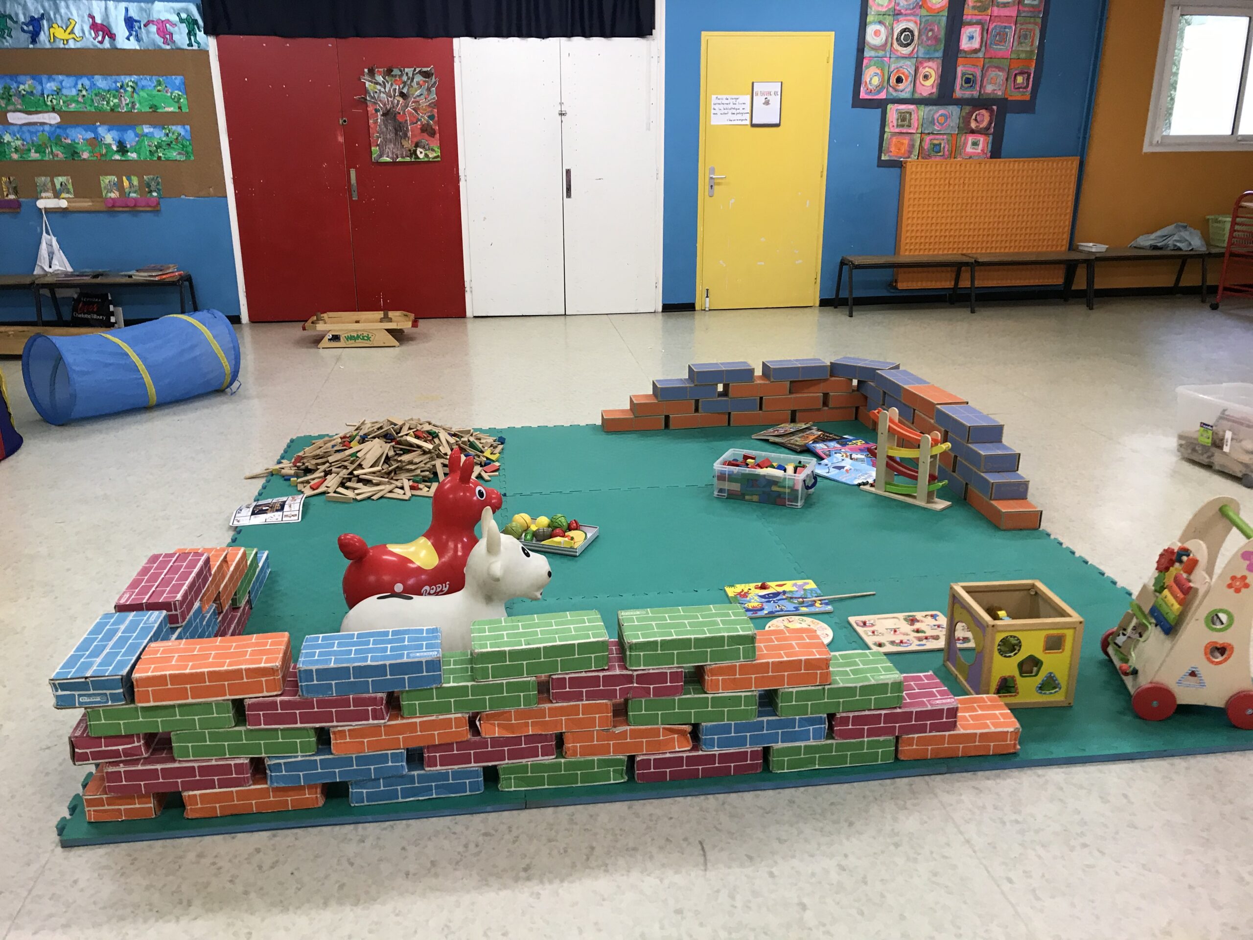 Jeux en bois pour petits enfants