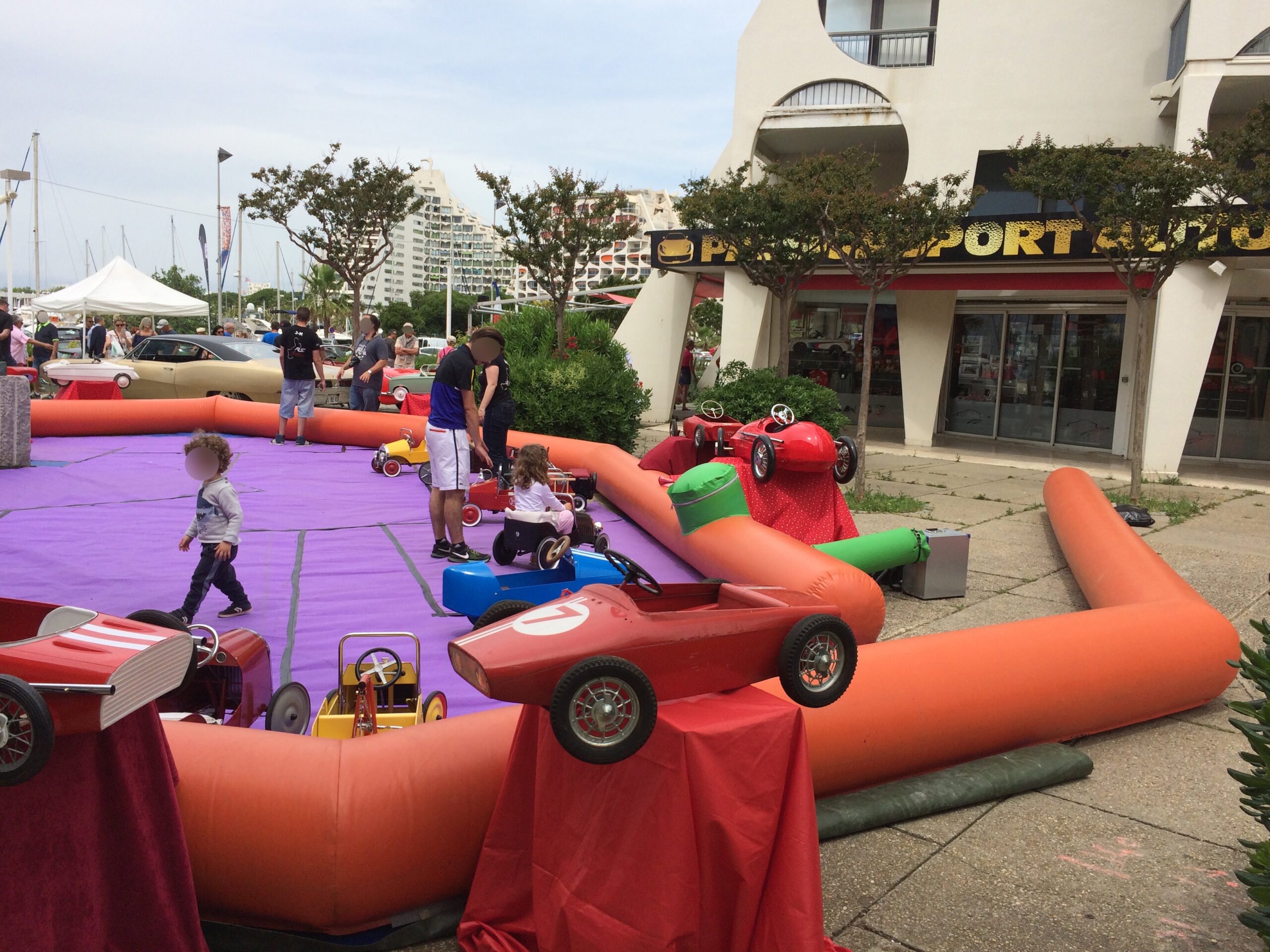 circuit Nationale 7 et ses voitures à pédales Anim’Rj